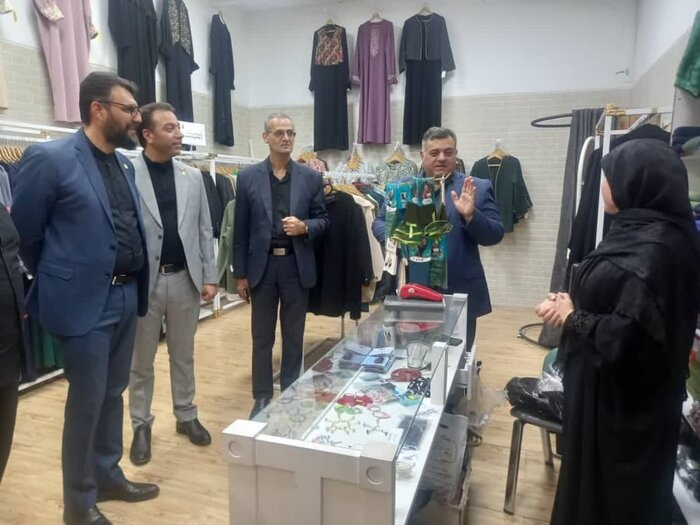 فعالیت بازار آسیب دیده کرج به حالت عادی بازگشت