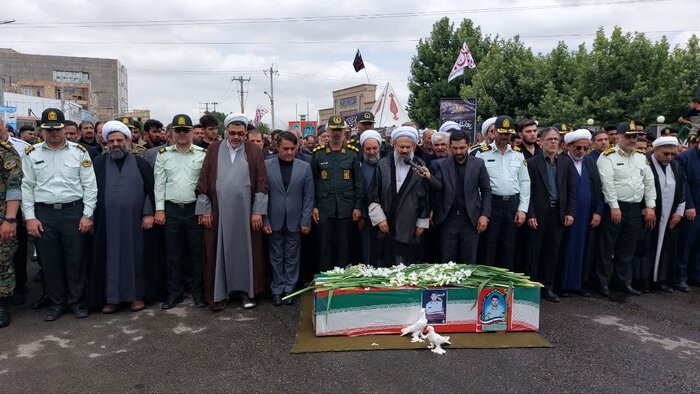 پیکر شهید حملات رژیم صهیونیستی در اهر تشییع شد