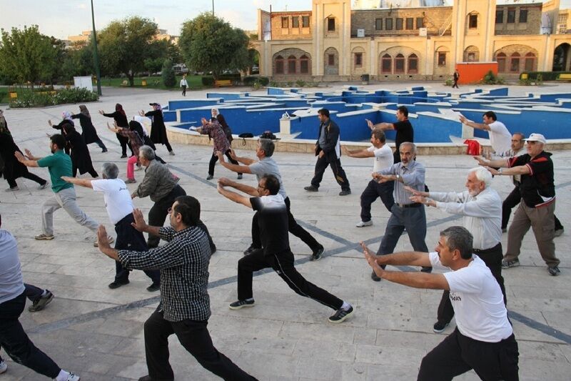 معاون استاندار: هزینه در ورزش کارگری، سرمایه‌گذاری برای آینده استان یزد است