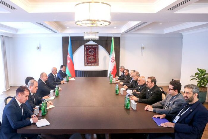 President Pezeshkian meets Azeri and Turkish counterparts on sidelines of ECO summit