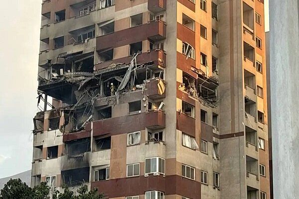 تاکید وزیر علوم بر جبران آسیبهای وارده به ساکنان مجتمع استادان سرو
