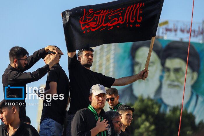 شور عزاداری حسینی با میدان‌داری جوانان+فیلم