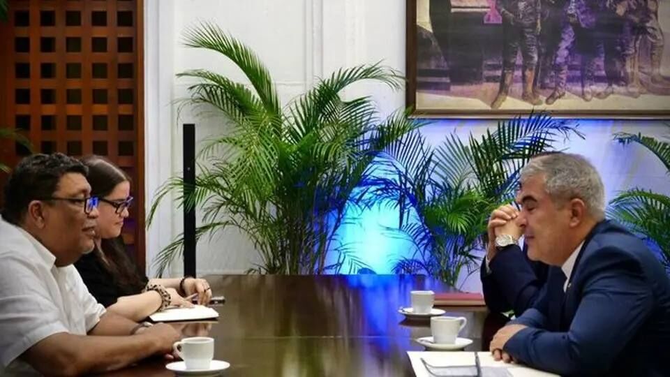 ابلاغ پیام مکتوب عراقچی به وزیر امور خارجه نیکاراگوئه ابلاغ پیام مکتوب عراقچی به وزیر امور خارجه نیکاراگوئه