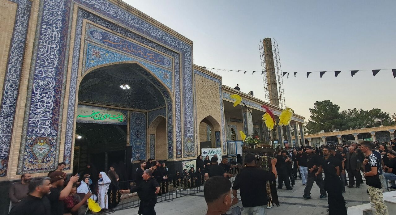 بقعه امامزادگان در ملارد میزبان سوگواران حسینی + فیلم بقعه امامزادگان در ملارد میزبان سوگواران حسینی + فیلم