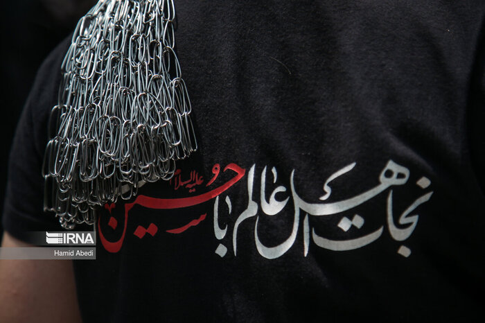 قم در سوگ اربعین شهدای کربلا؛ از حرم معصومه(س) تا جمکران در سایه پرچمهای سیاه