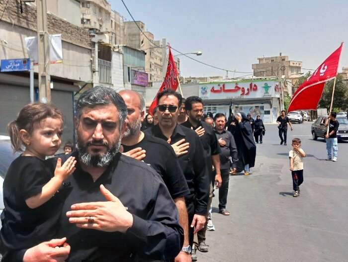 نوای عاشورا در کربلای ایران ، حرم عبدالعظیم حسنی(ع) میزبان عزاداران + فیلم