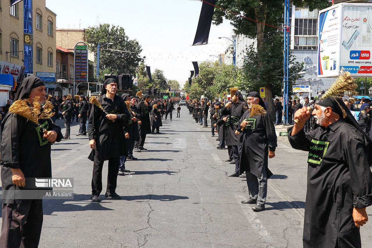 شور حماسی عاشورای حسینی در ایران کوچک