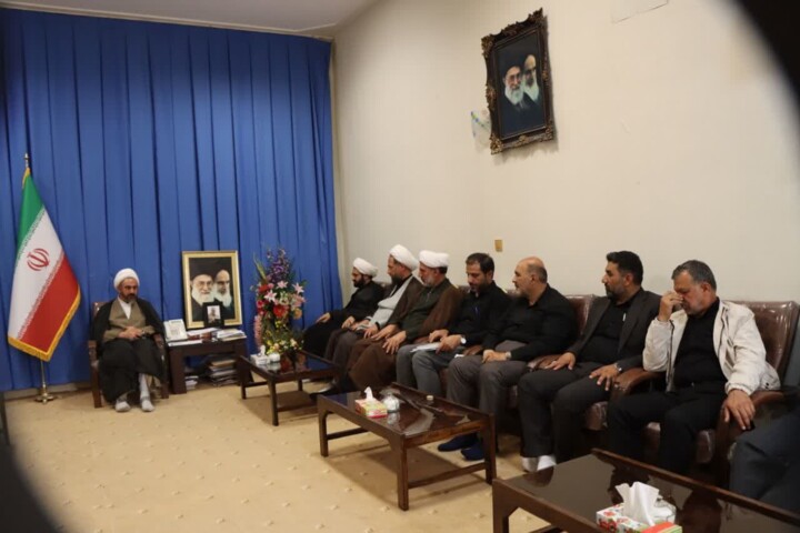 امام جمعه ایلام: اولویت مواکب اربعین ارتقای فرهنگ زیارت و معرفتافزایی باشد