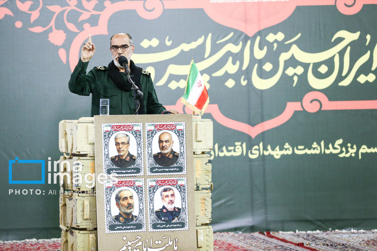 دشمنان در برابر جبهه مقاومت اسلامی شکست خوردهاند دشمنان در برابر جبهه مقاومت اسلامی شکست خوردهاند