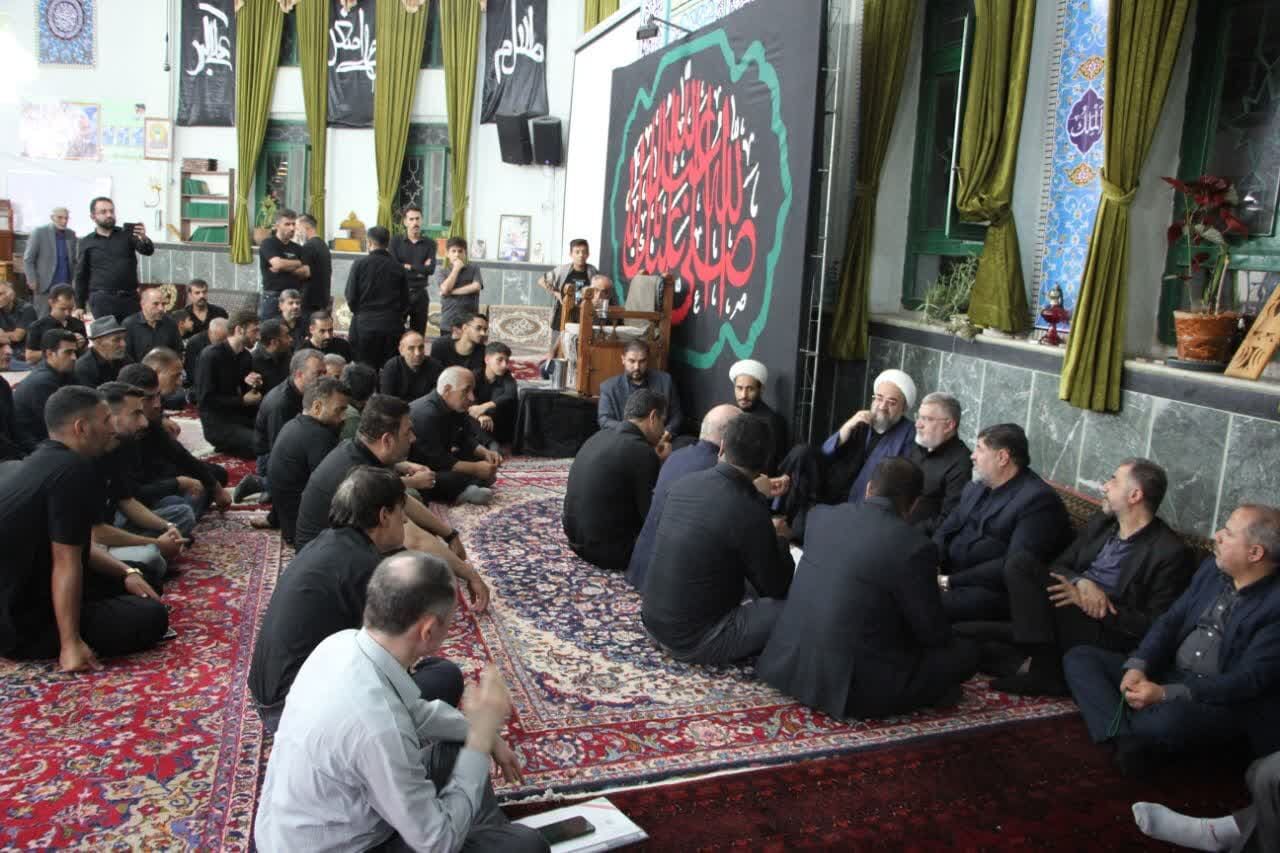 بررسی مشکلات مردم آبسرد دماوند با حضور استاندار تهران در آیین سوگواری سالار شهیدان کربلا