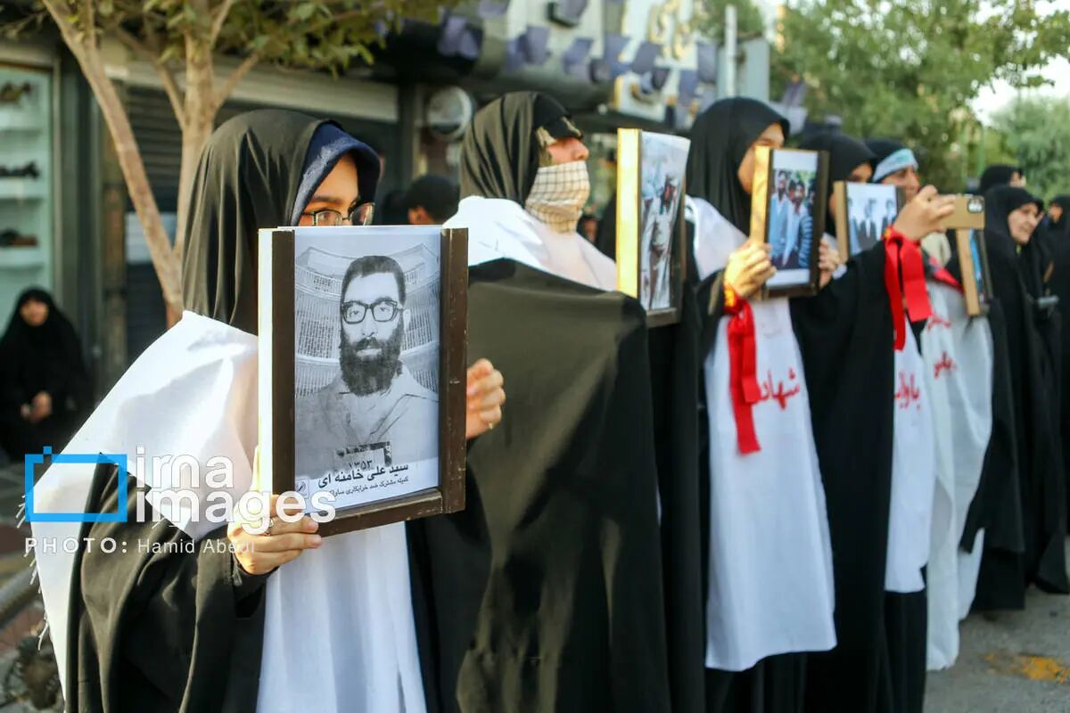 بانوان مازندران «برای ایران» کفنپوش شدند