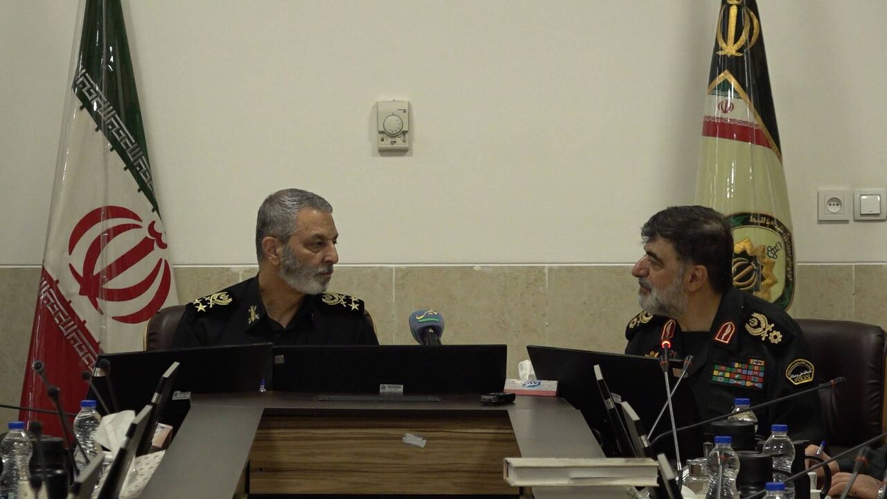 تجلیل از اقدامات هوشمندانه و مقتدرانه پلیس/نقش راهبردی فراجا در تأمین امنیت ملی تجلیل از اقدامات هوشمندانه و مقتدرانه پلیس/نقش راهبردی فراجا در تأمین امنیت ملی