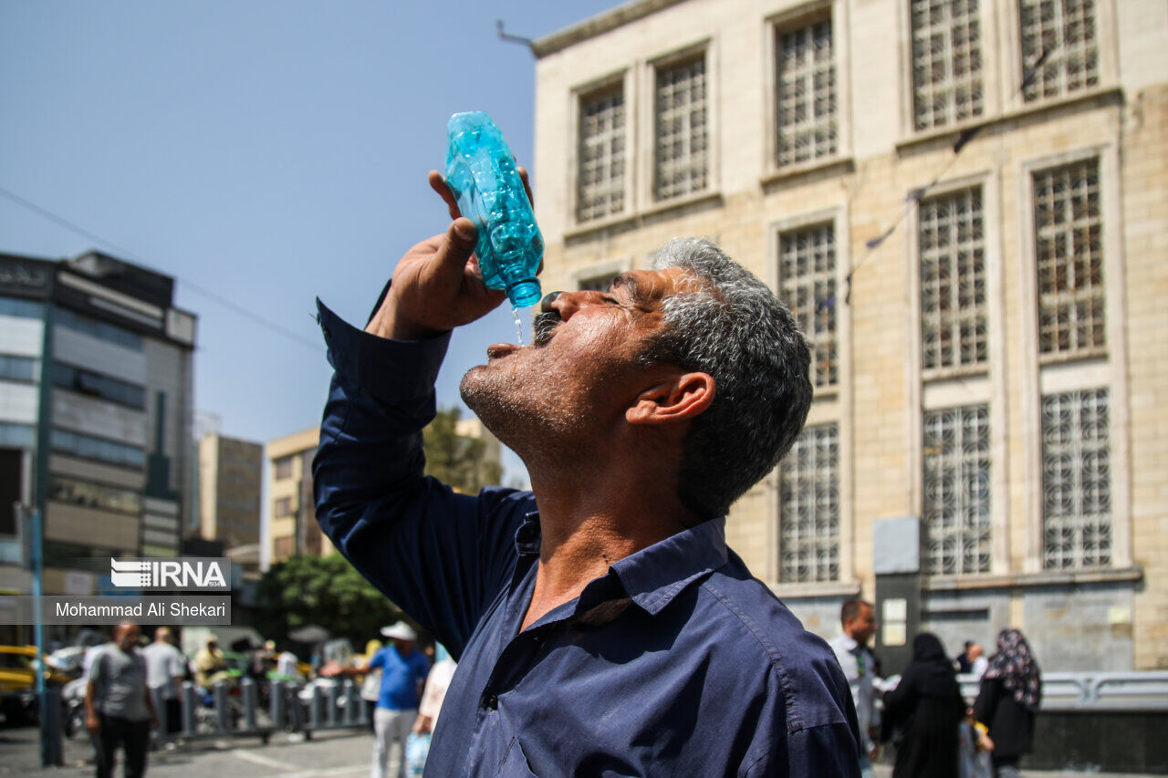 هشدار قرمز هواشناسی خوزستان؛ دمای هوا از مرز ۵۰ درجه عبور میکند