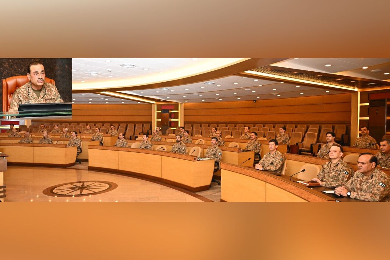 فرماندهان ارتش پاکستان: تحولات اخیر خاورمیانه بیانگر استفاده سیاسی از زور است فرماندهان ارتش پاکستان: تحولات اخیر خاورمیانه بیانگر استفاده سیاسی از زور است