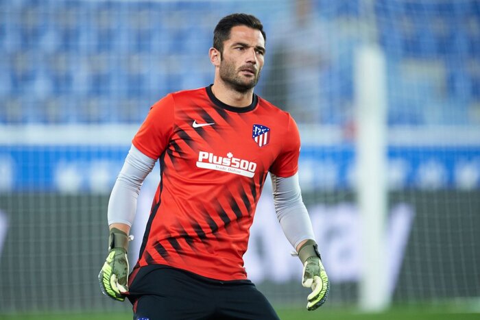 درباره جانشین احتمالی حسینی؛ پیرمردی با ۱۷ ماه دوری از بازی رسمی!