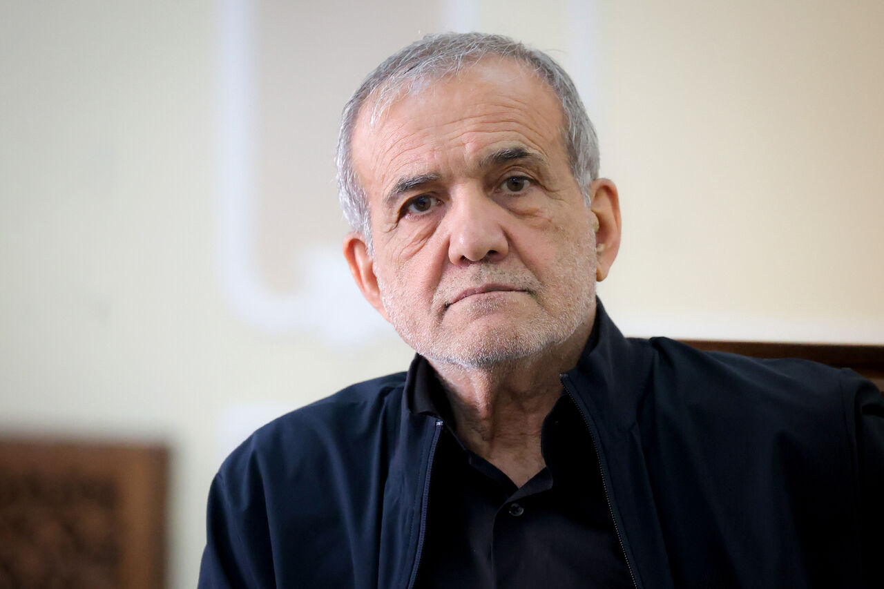 دستور پزشکیان برای دلجویی از خانواده جوان اهوازی و برخورد قاطع با خاطیان