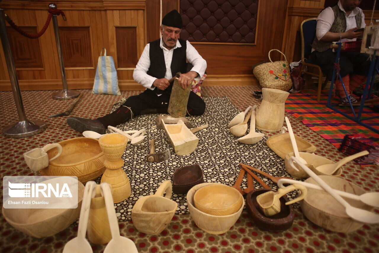 صادرات صنایع دستی مازندران از چه روندی طی می‌کند؟