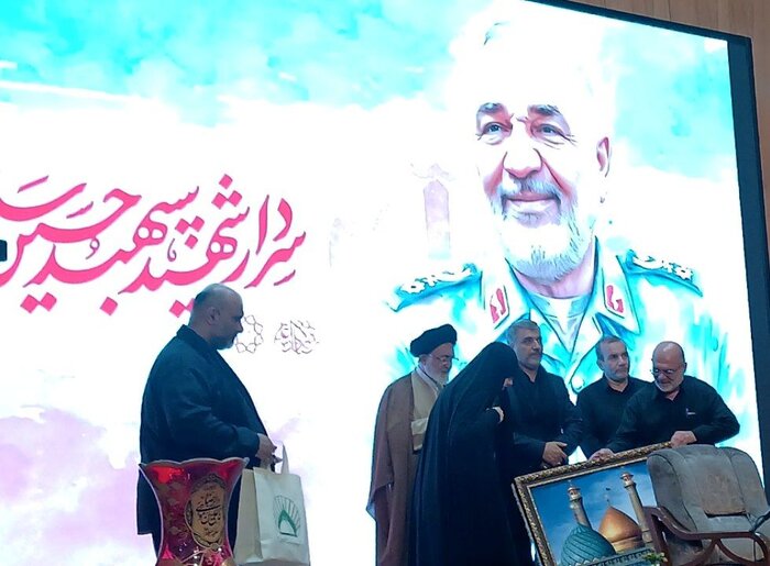 آئین آغاز خدمت‌رسانی مراسم اربعین حسینی شهرداری تهران در حرم عبدالعظیم (ع) برگزار شد