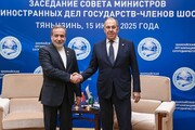 لاوروف بر حل‌ موضوع هسته‌ای ایران از طریق دیپلماتیک تأکید کرد