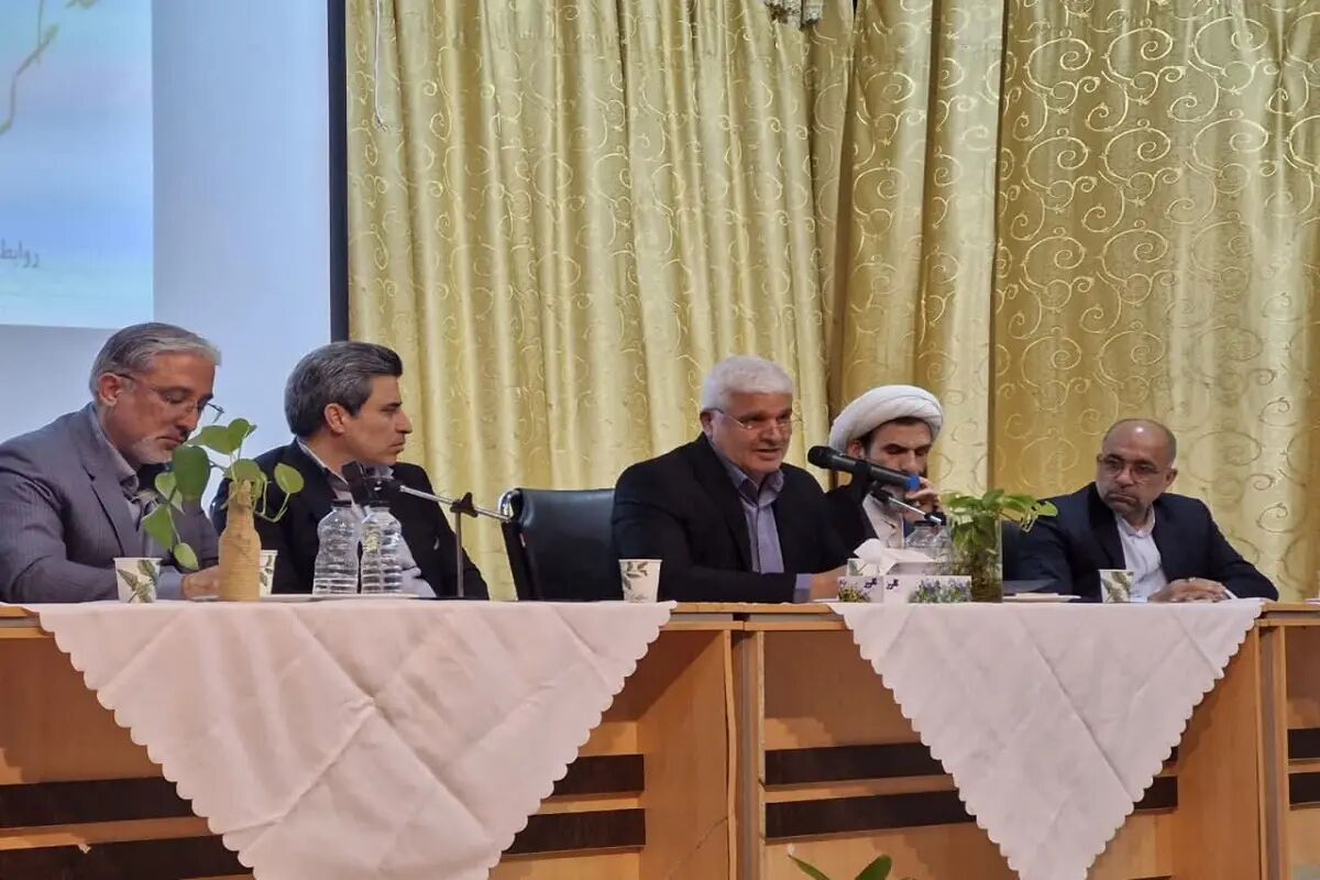 معاون استاندار خراسان جنوبی: مدیران با کار و صداقت پاسخ اعتماد مردم را بدهند