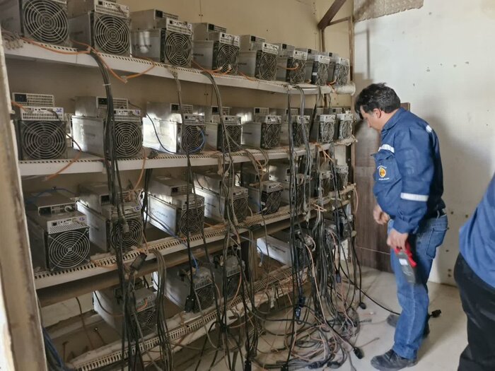 محورهای راهبردی توزیع برق هرمزگان برای عبور کمتنش از پیک ۱۴۰۵