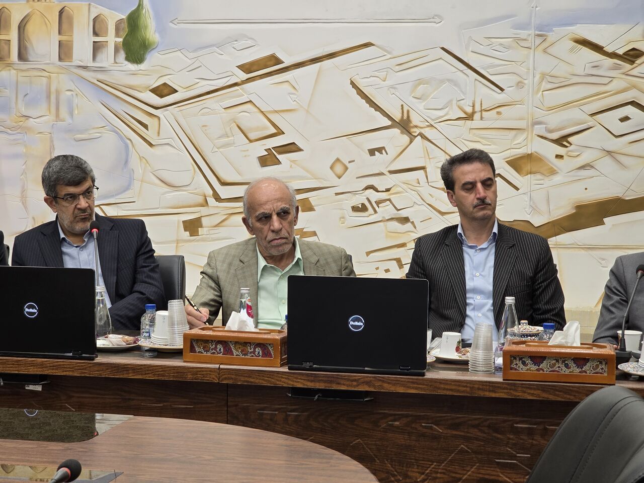 ایرنا