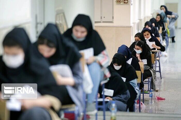 رقابت۲۰ هزار داوطلب آزمون سراسری نوبت دوم ۱۴۰۴ در گیلان آغاز شد