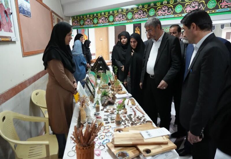 استاندار: معلولان لرستانی از محل اعتبارات استانی حمایت میشوند