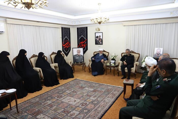 رئیس دفتر رهبر انقلاب اسلامی: شهید سلامی نسبت به ولی فقیه مطیع محض بود