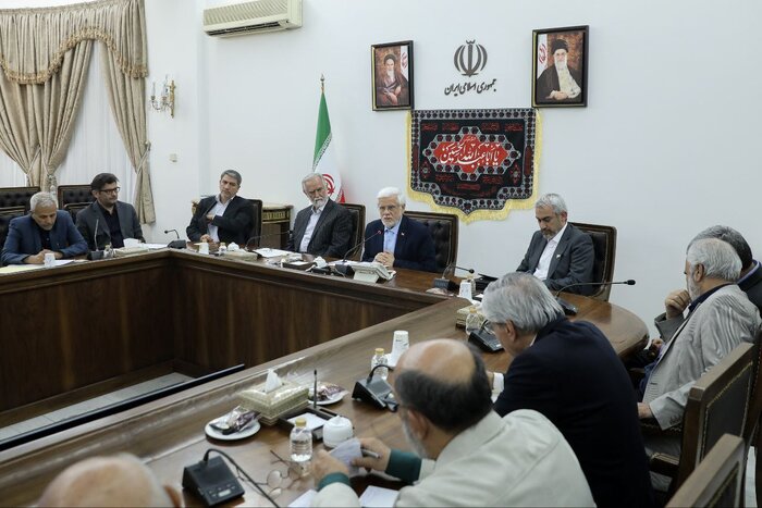 دولت از پیشنهادهای غیرشعاری و عملیاتی استقبال میکند/ ضرورت تحول و آرامش در کشور