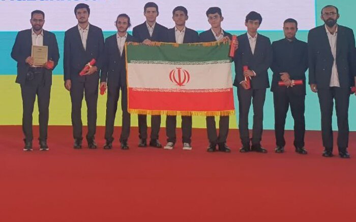 اهدای یک واحد مسکونی از طرف رییس جمهور به نخبه زنجانی 