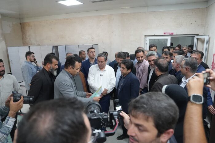 بازدید استاندار آذربایجان غربی از واحد های صنعتی راکد