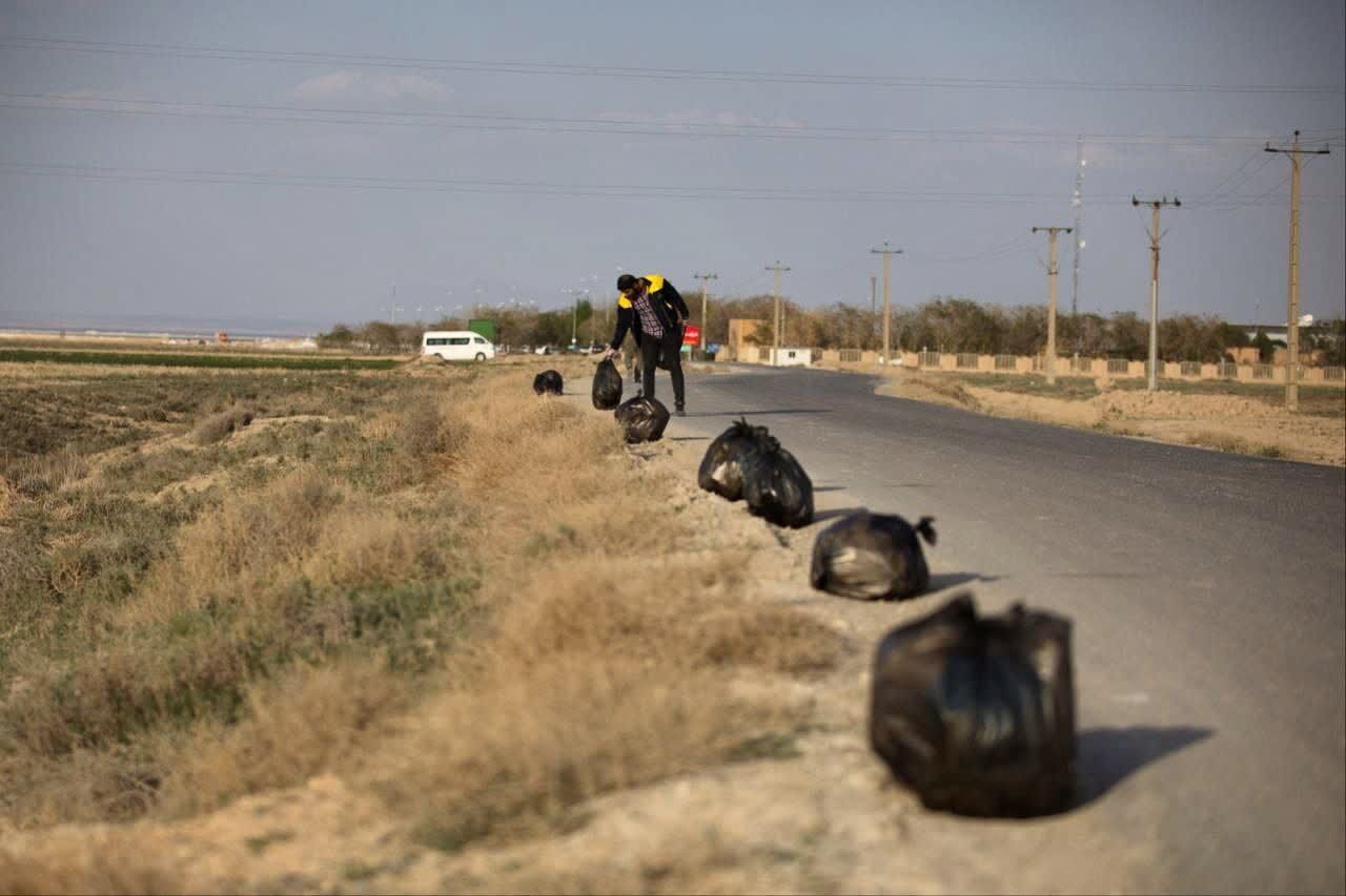 پویش ملی پاکسازی زباله از محیط زیست در قزوین آغاز شد