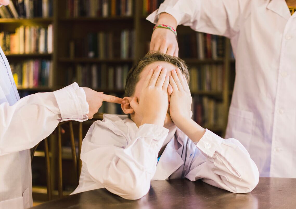 نسل Z، دستور نمیپذیرد! بچهها را چطور همراه کنیم؟ نسل Z، دستور نمیپذیرد! بچهها را چطور همراه کنیم؟