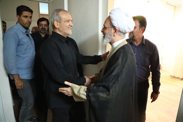 رییس جمهور با مدیر حوزههای علمیه دیدار کرد