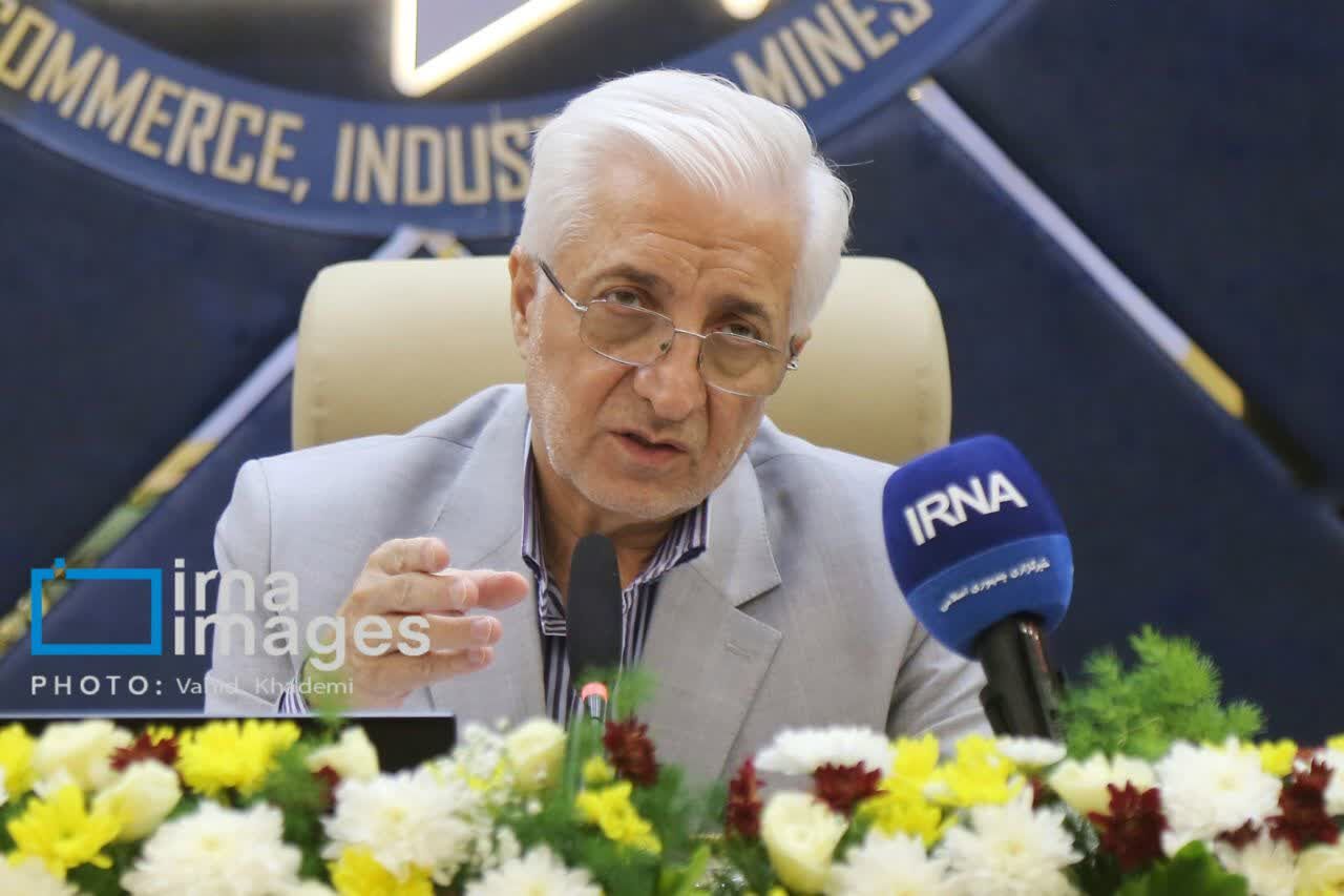 استاندار خراسان‌شمالی: شرکت‌های بیمه خدمات‌دهی به مردم را بروز رسانی کنند