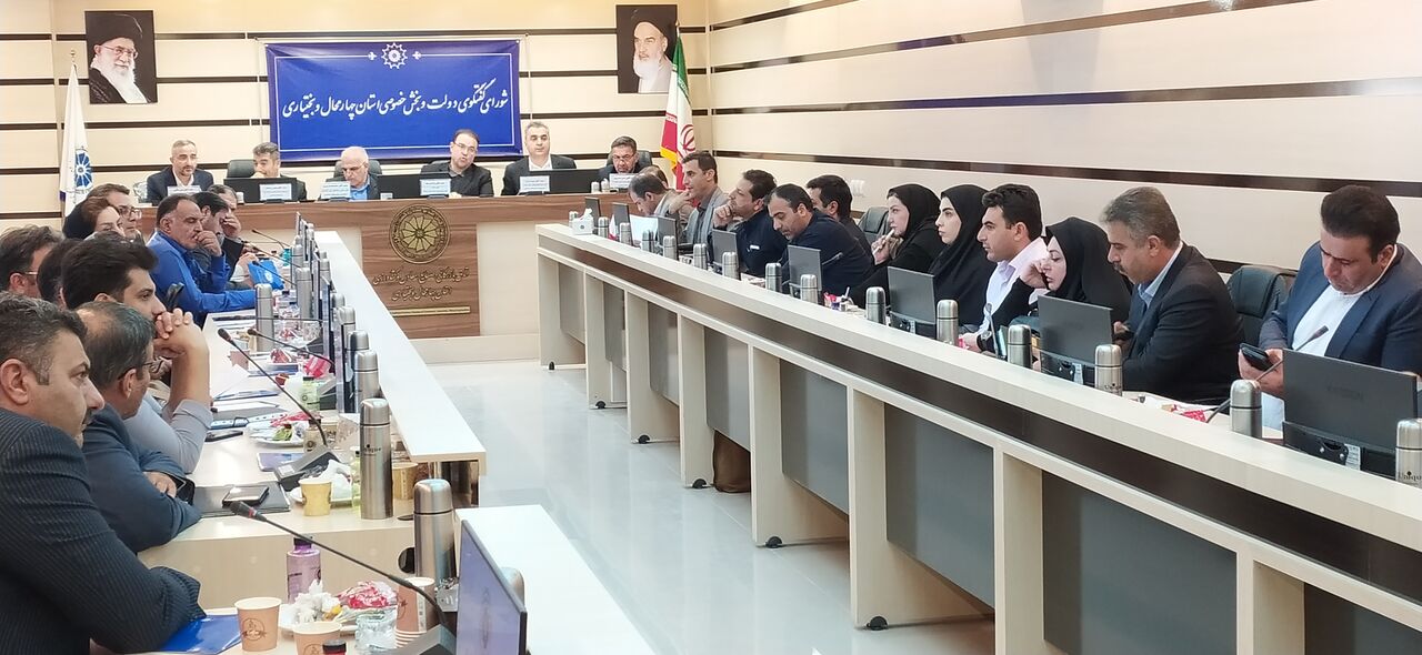 معاون وزیر صمت: اصلاح روند توزیع سوخت در حوزه صنعت و معدن پیگیری میشود