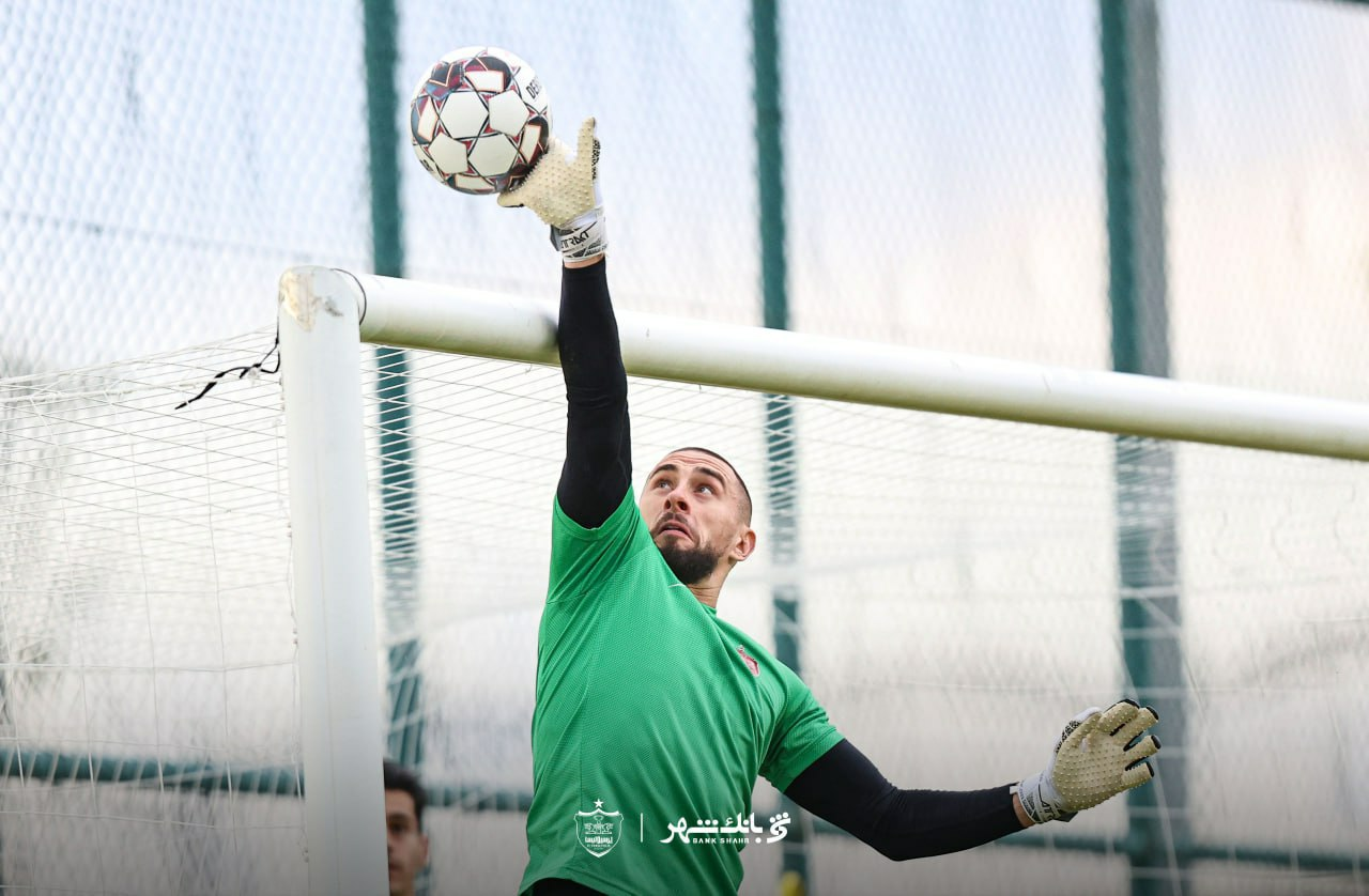 رونمایی از لیست خروجی هاشمیان؛ مربی پرسپولیس جانشین ترابی را نمیخواهد!