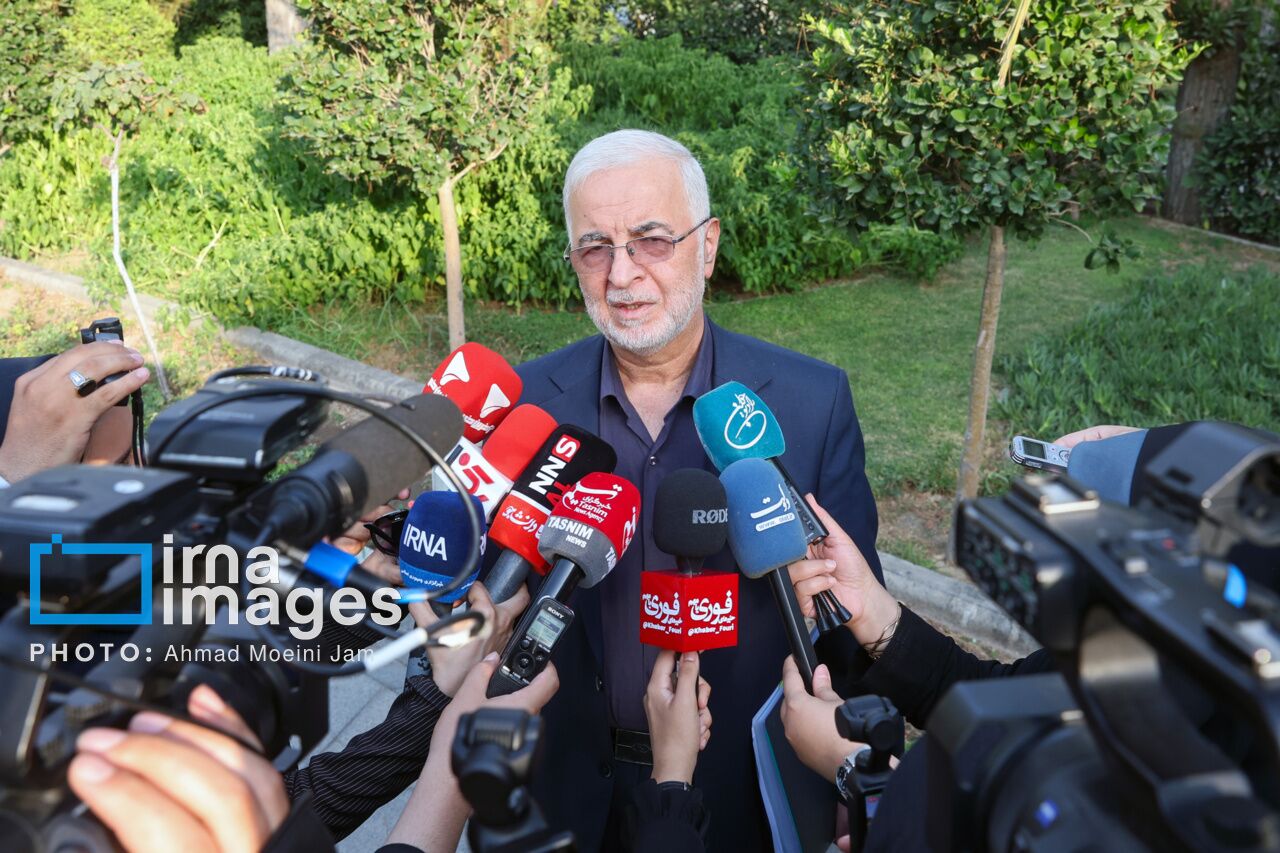 وزیر کشور: یک میلیون افغانستانی غیرمجاز به کشورشان بازگشتند وزیر کشور: یک میلیون افغانستانی غیرمجاز به کشورشان بازگشتند