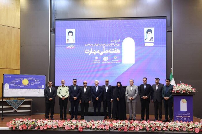 عارف: نباید در فناوری‌های نوظهور از کشورهای پیشرفته‌ عقب ماندگی داشته باشیم