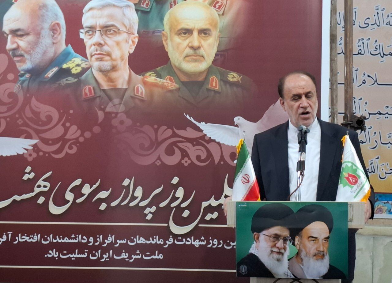 نایب رئیس مجلس: عزت و اقتدار کشور مرهون جانفشانی شهداست