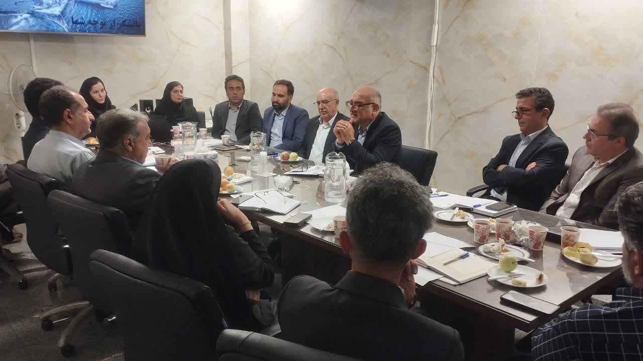 صدور اولین مجوز رسمی زنجیره ارزش پرورش ماهی در قفس