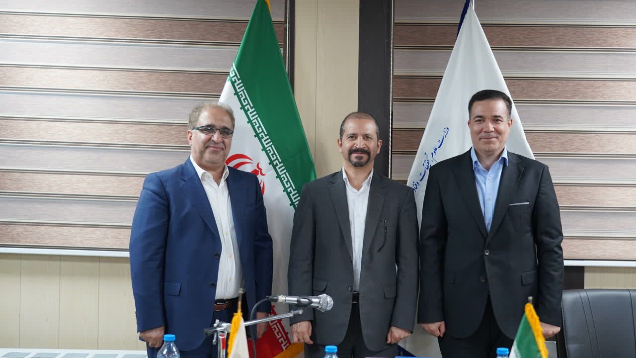 دیپلماسی علمی اولویت امروز کشور است