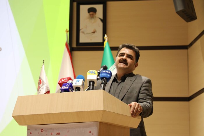 تاکید نماینده ایلام بر تقویت همکاری رسانه‌ها و پدافند در انتقال خون