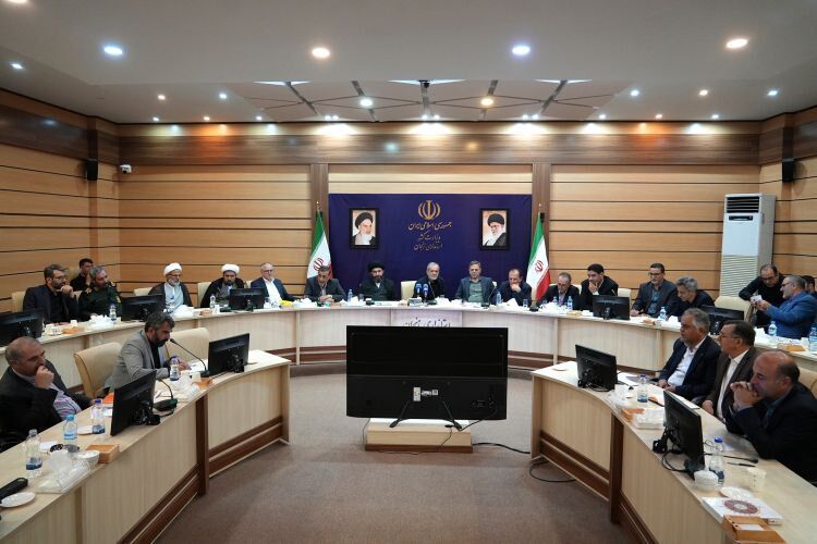 رئيس الجمهورية: نقل الصلاحيات للمحافظات، يتم في اطار السياسات العامة للدولة رئيس الجمهورية: نقل الصلاحيات للمحافظات، يتم في اطار السياسات العامة للدولة