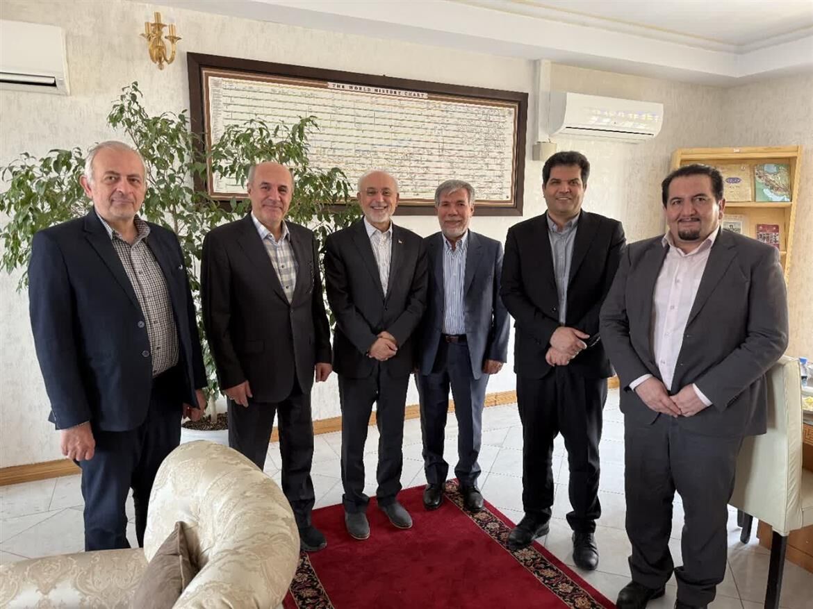 همکاریهای جدید بنیاد ایرانشناسی و امور دانشجویان در توسعه زبان فارسی