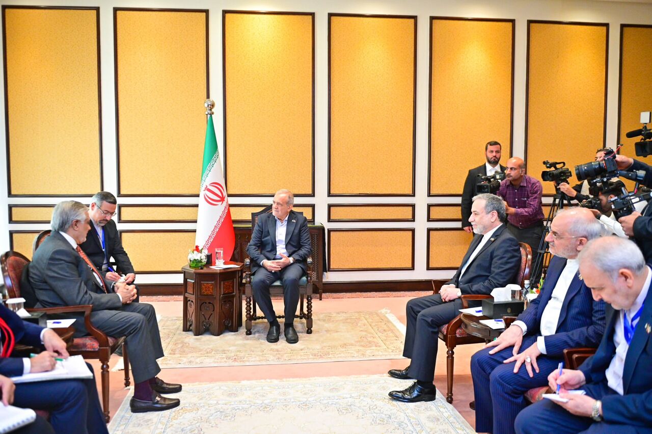 Pakistan’s FM highlights Islamabad’s deep commitment to its historic ties with Tehran