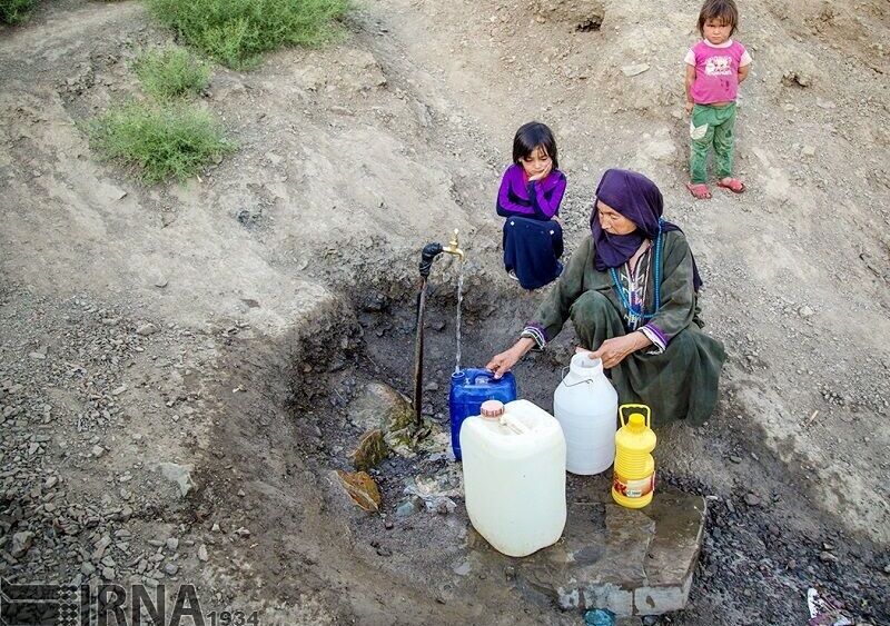 زنان؛ مدیران ناپیدای منابع آبی روستا زنان؛ مدیران ناپیدای منابع آبی روستا