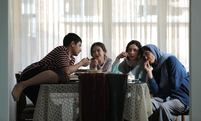 «زن و بچه»؛ روایتی از زنان مستقل واقعی یا مجازی؟/ سمیه کاش نمیرفتی