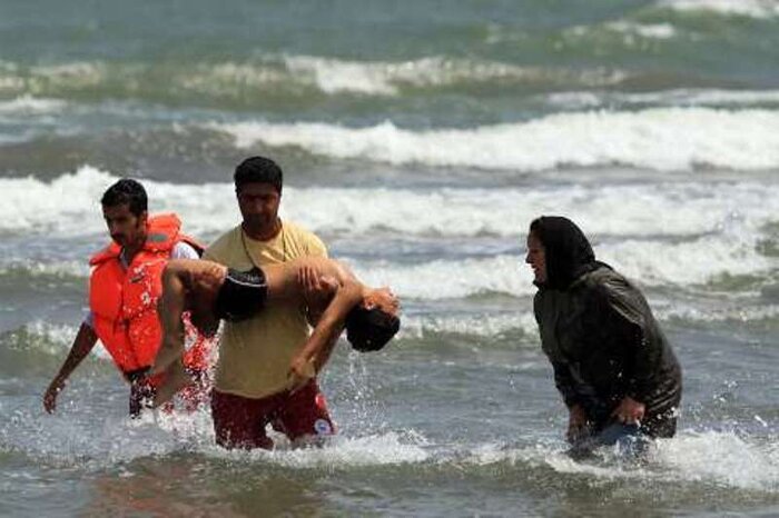 جلسه اضطراری در استانداری مازندران به دلیل مرگ ۲۵ نفر در سواحل خزر